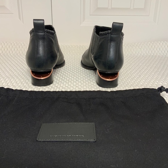 ALEXANDER WANG Kori Ankle Boot with Rose Gold Cut - Picture 4 of 6